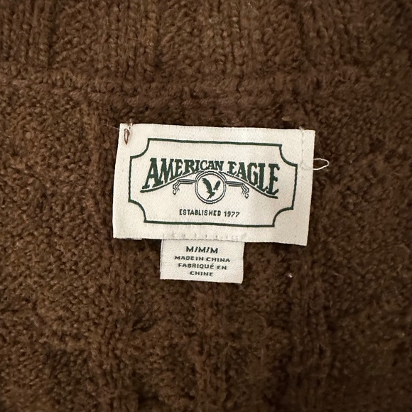 AMERICAN EAGLE OUTFITTERS LADIES CABLE KNIT CARDIGAN SWEATER BROWN MEDIUM - Picture 3 of 3